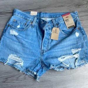 Levi shorts